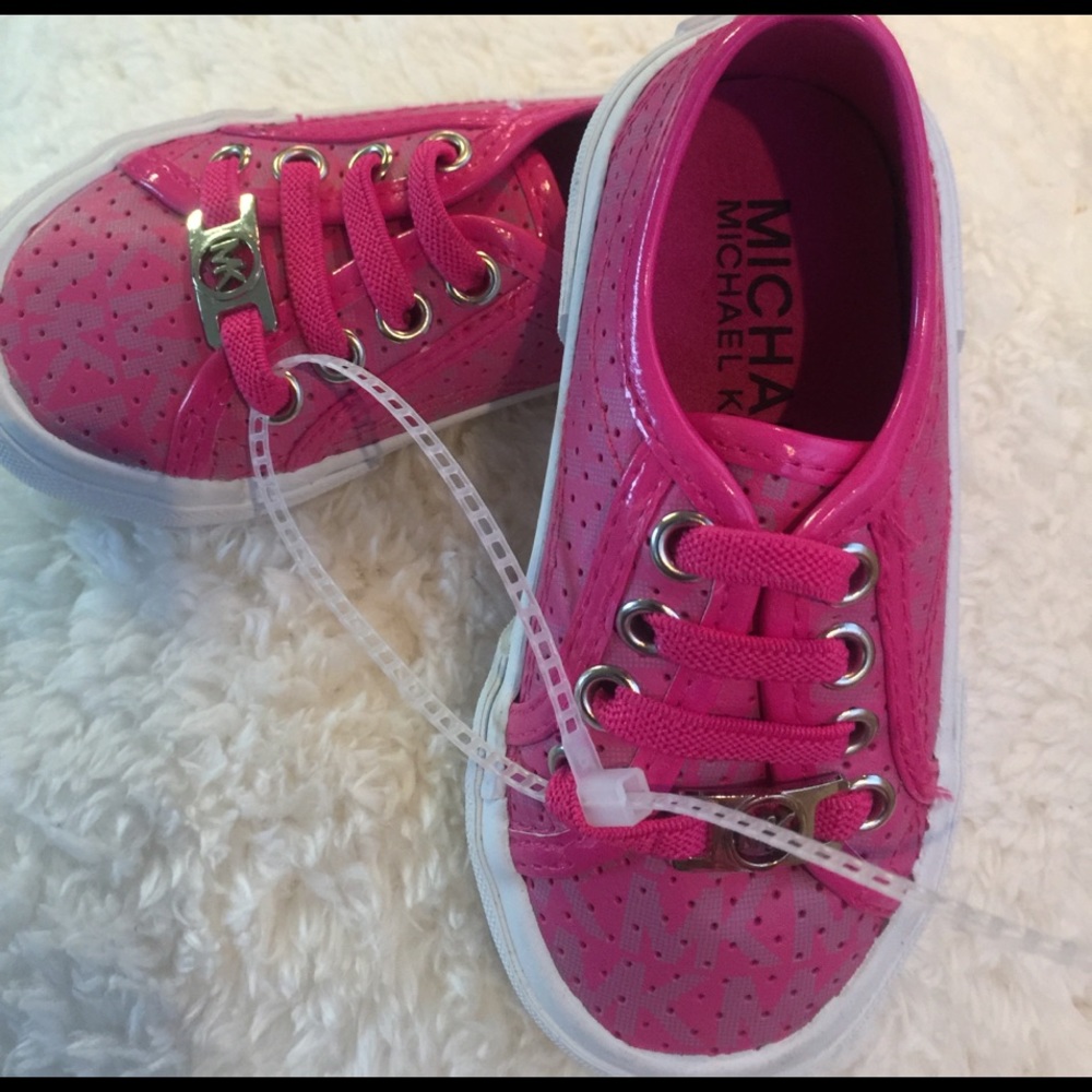 Little girl's Michael Kors tennis shoes 6