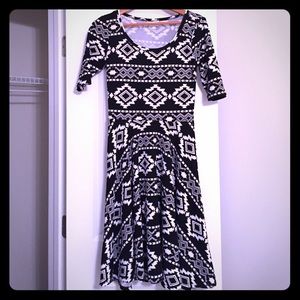 LuLaRoe Nicole Dress