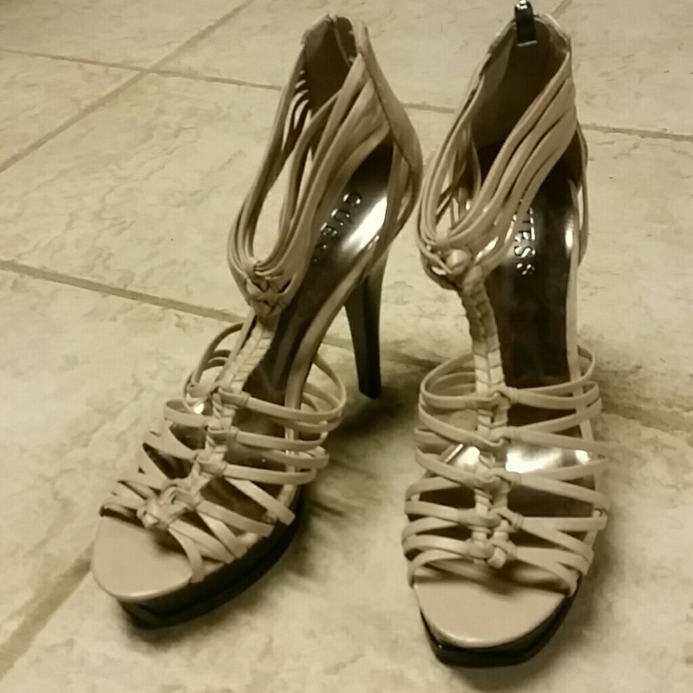 Guess zipper back hi heels