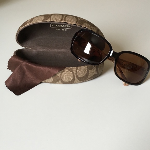 Coach Accessories - 💯% Authentic Coach Ginger Sunglasses