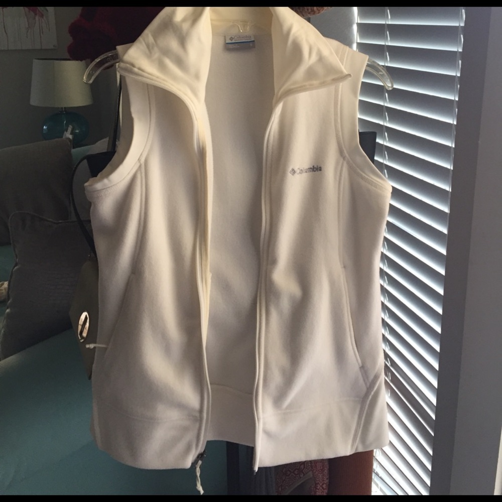 White Columbia vest
