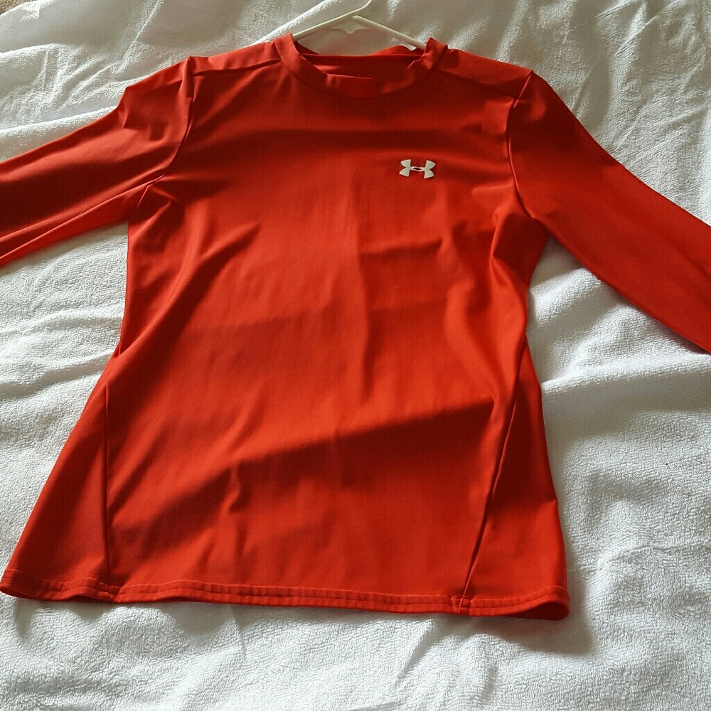Under Armour long sleeve shirt