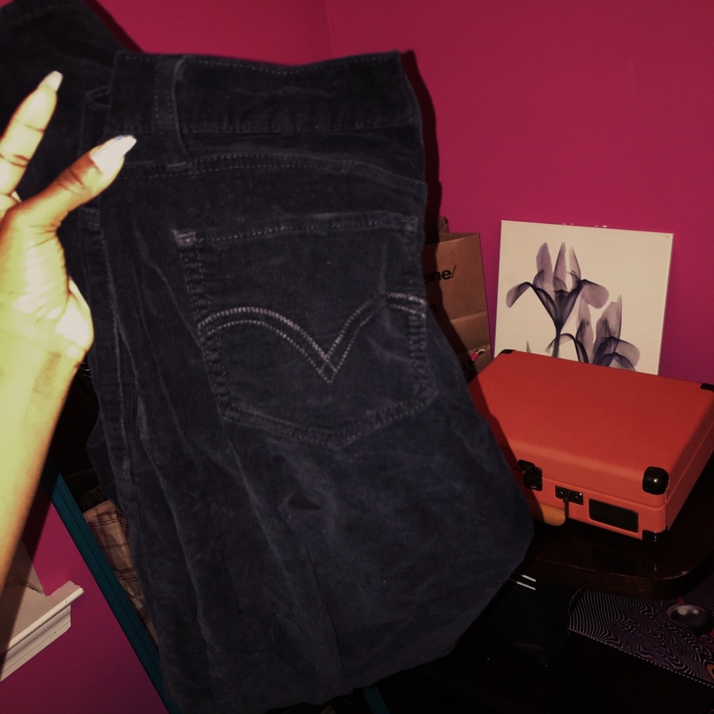 Levi's straight leg corduroy black jeans