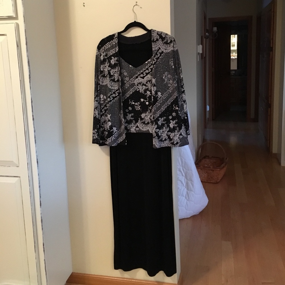 Dressy long black jacket dress🌹 NWOT