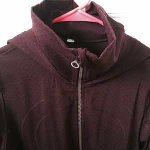 Lululemon burgundy hoodie