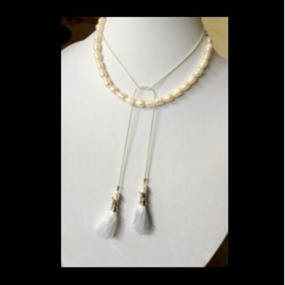 Madam Secretary Pearl Tie Necklace