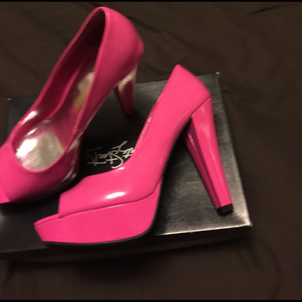 Pink platform heels