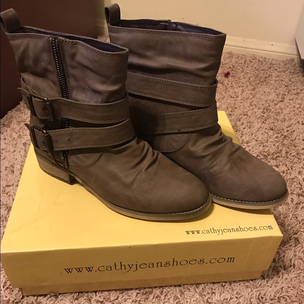 Cathy Jean size 6 half calf boots