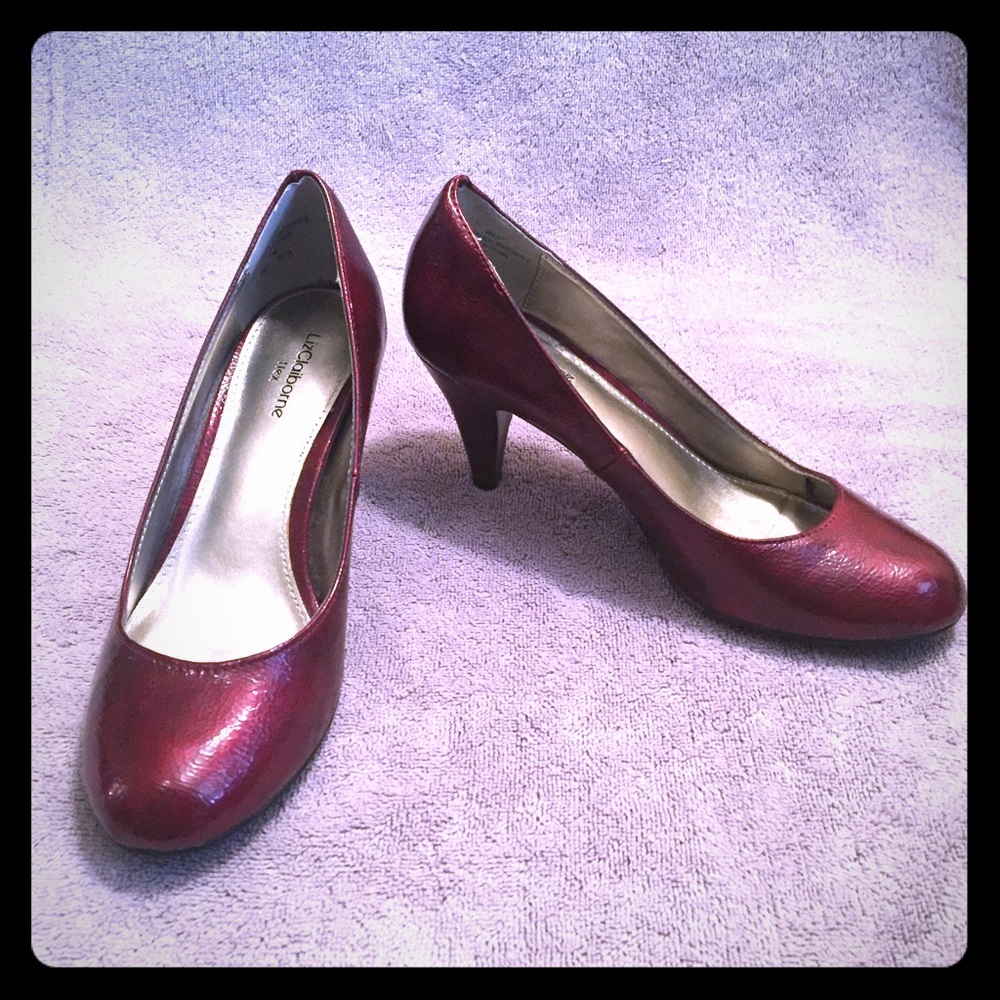Ruby Red Patent Pumps 👠