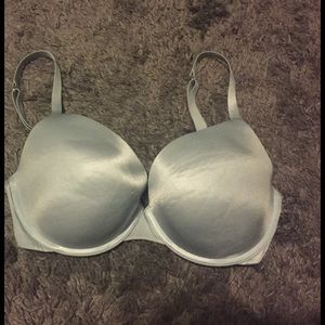 Perfect Condition Victoria Secret bra💕 Size 34 DD