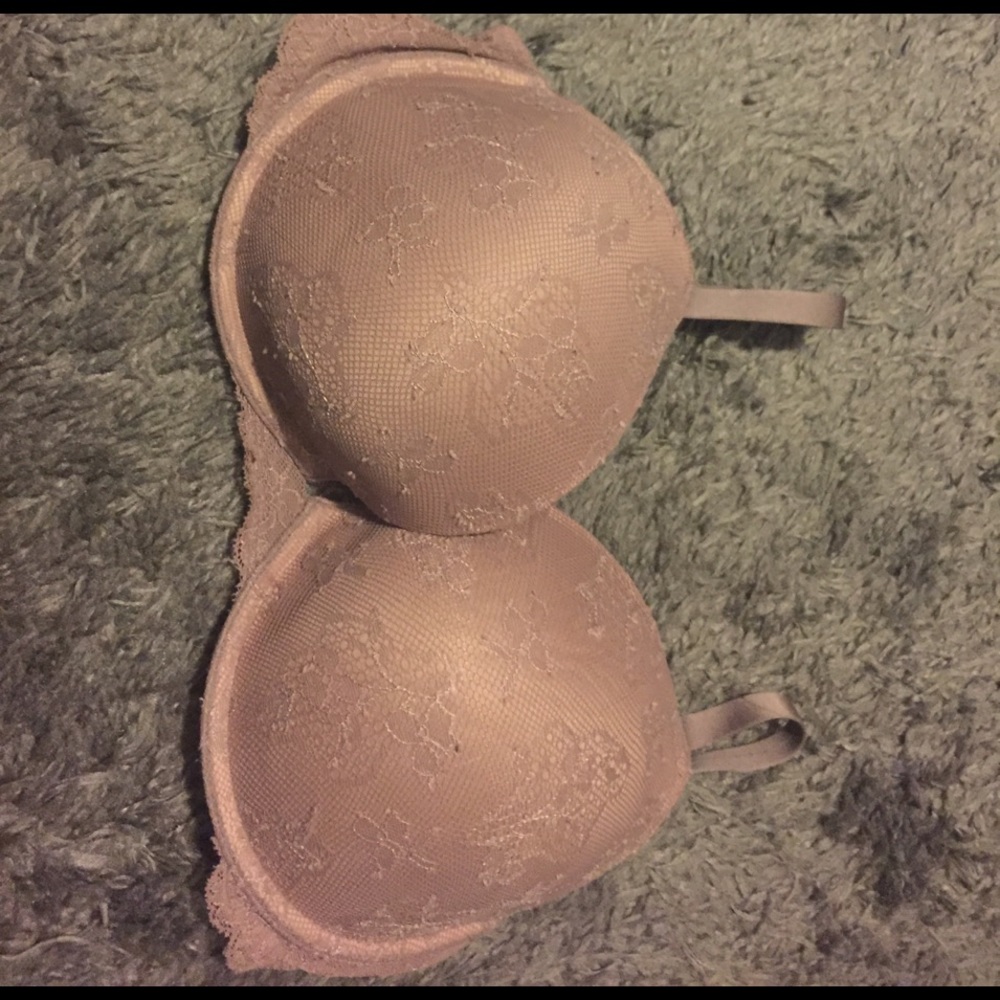 Awesome condition Victoria Secret bra 💕
