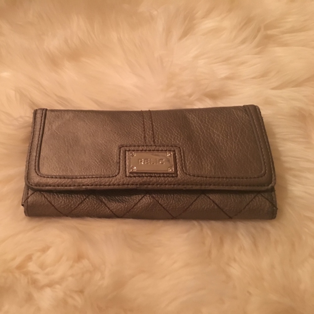 wallet like new barely used