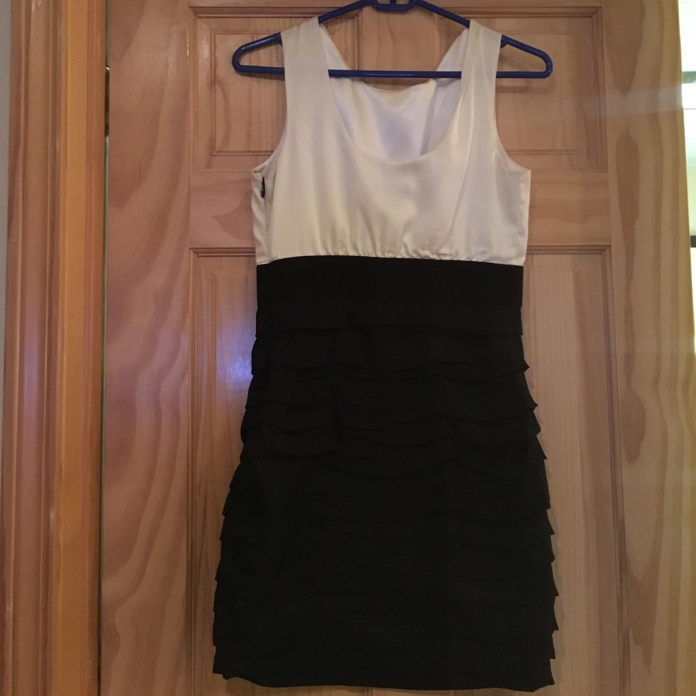 Women's Express black and cream colored dress