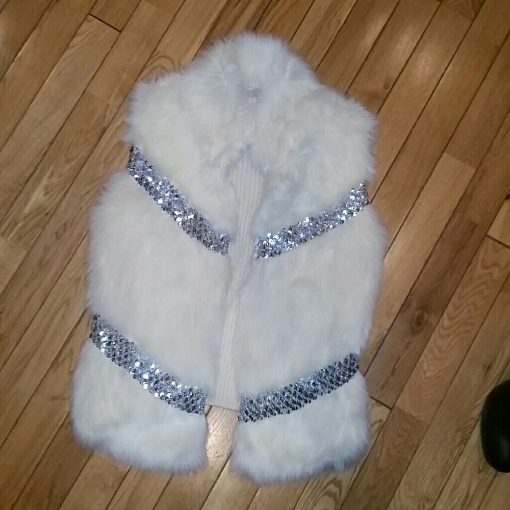 Faux fur vest with sequin stripes