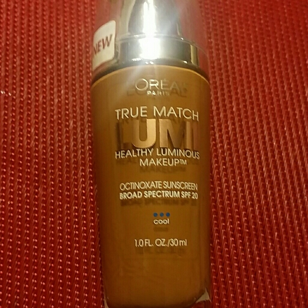 L'Oreal True Match Lumi