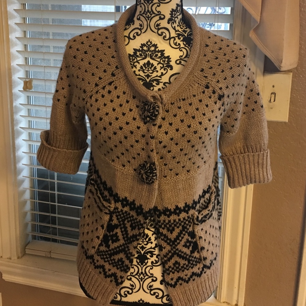 American Rag Tan & Black Sweater