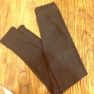 LulaRoe Solid Black L/XL Kid Leggings