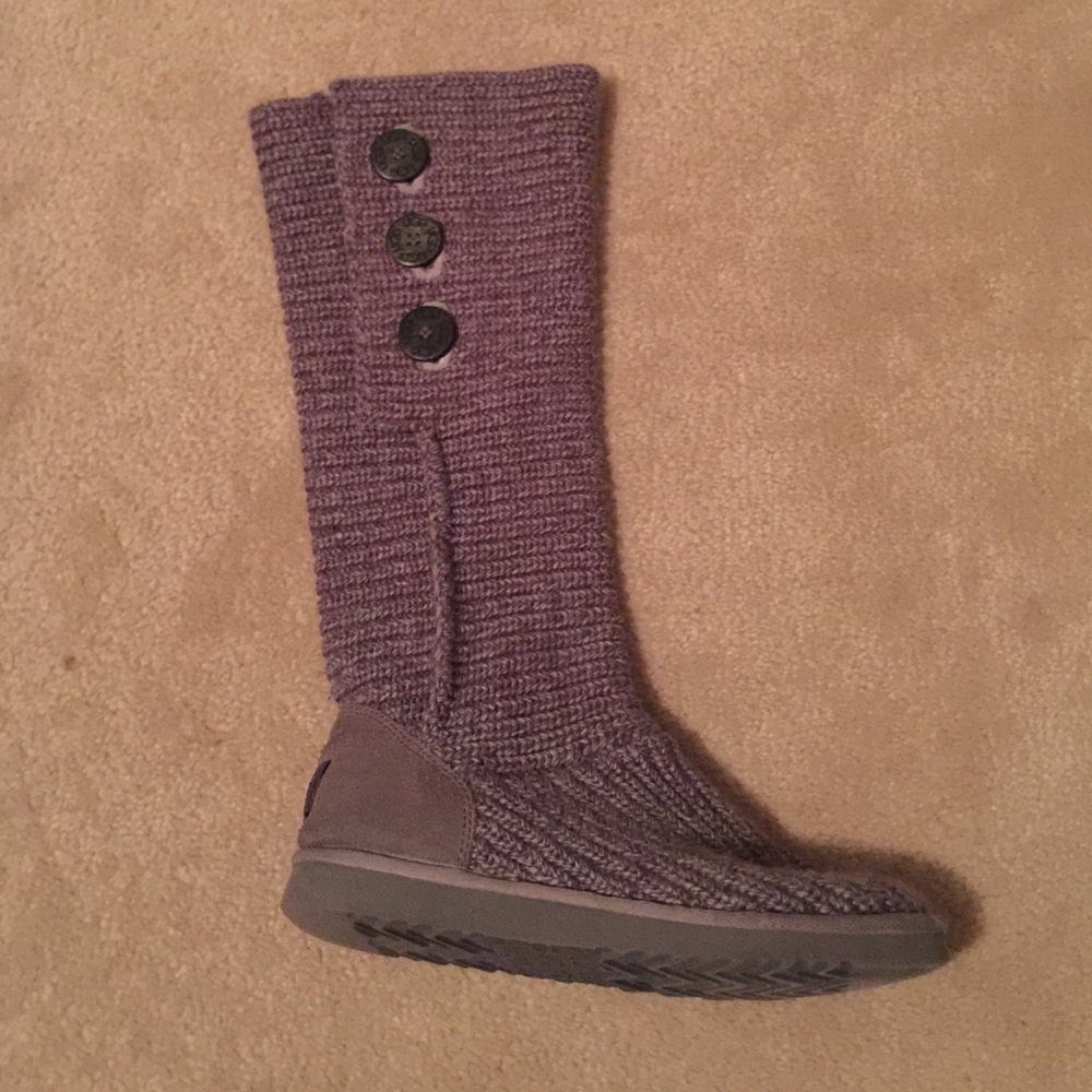 Authentic UGG boots Size USA9/ EU40 Fits like a 10