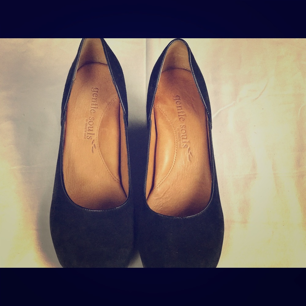 Gentle souls by Kenneth Cole