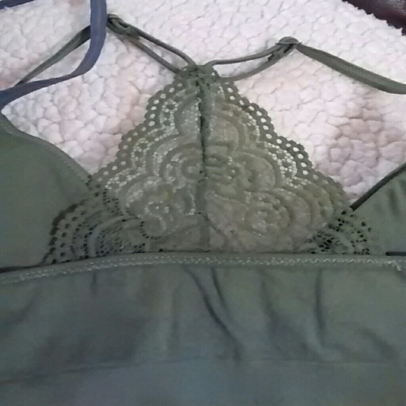 NWT 2 REAL Bralettes Super comfy Seamless T back - Picture 3 of 4