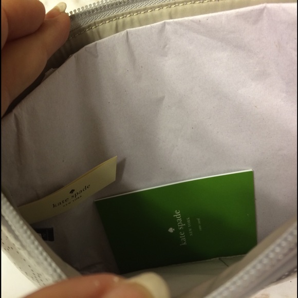 Kate Spade pouch - Picture 4 of 4