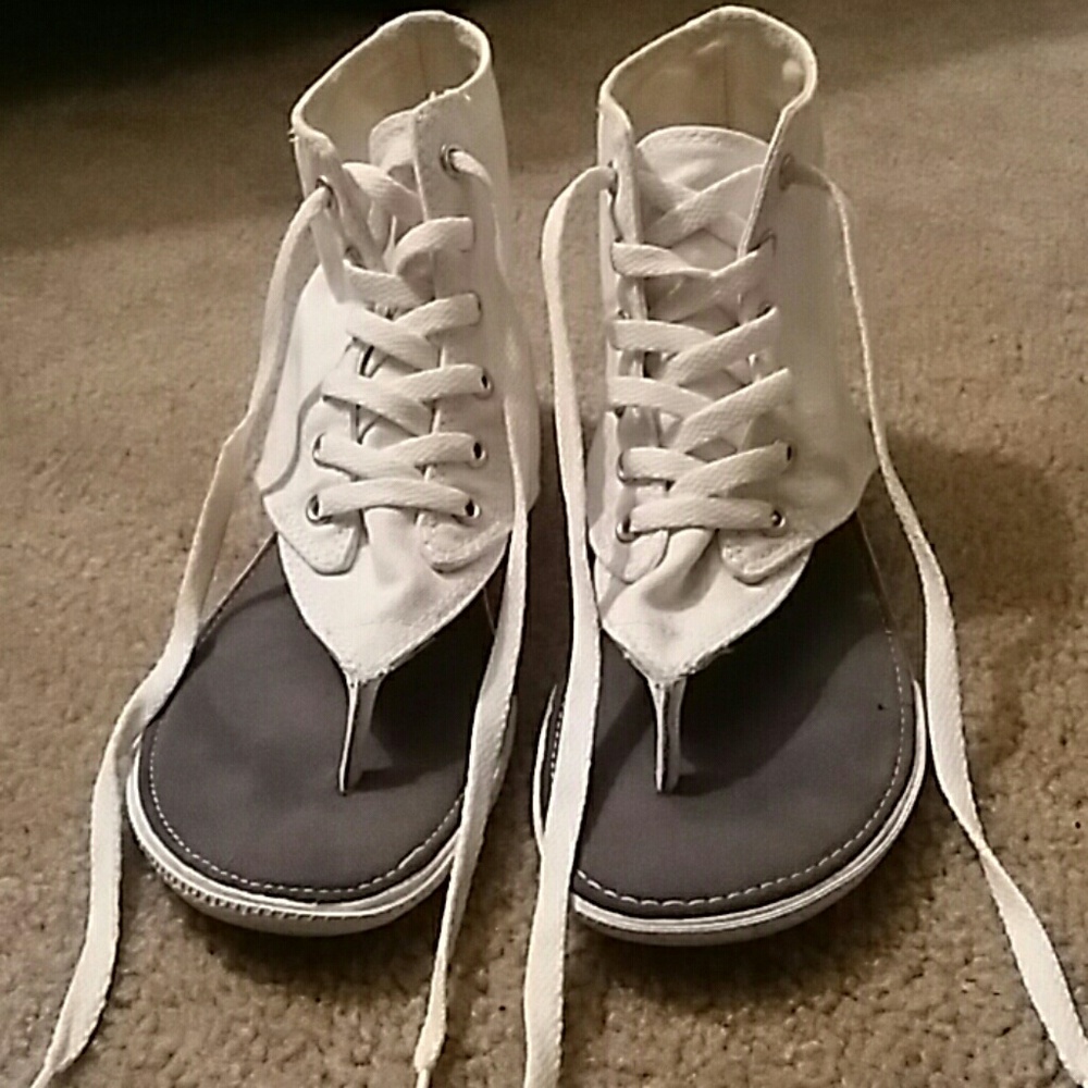 Converse Thong Sandal/Flip Flop