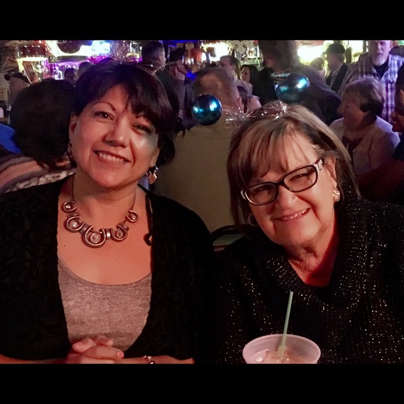 Meet your Posher, Lidia - Picture 1 of 1