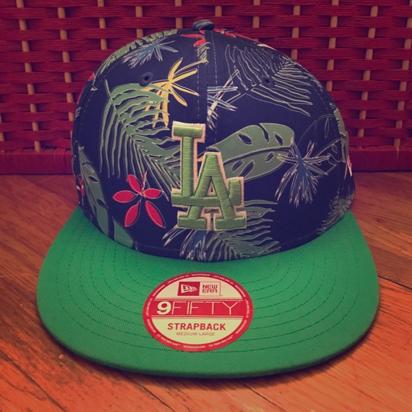 New Era Other - New LA Tropical Blue Green Strapback New Era Hat New Era Other - New LA Tropical Blue Green Strapback New Era Hat