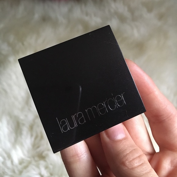 Laura mercier stellar eye shadow - Picture 4 of 4