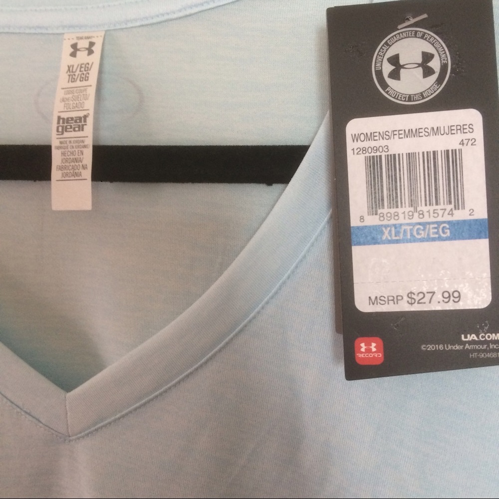 ❌SOLD❌UA Tech Twist Logo V-NeckShirt - Picture 7 of 7