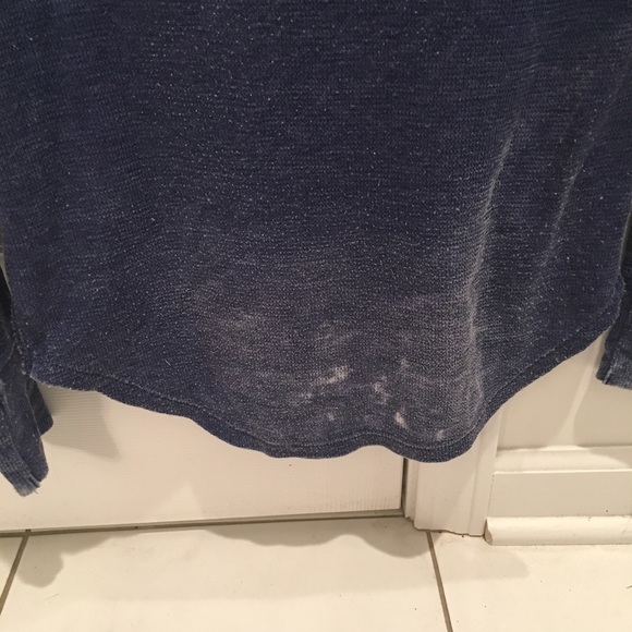 AEO Top - Picture 4 of 4