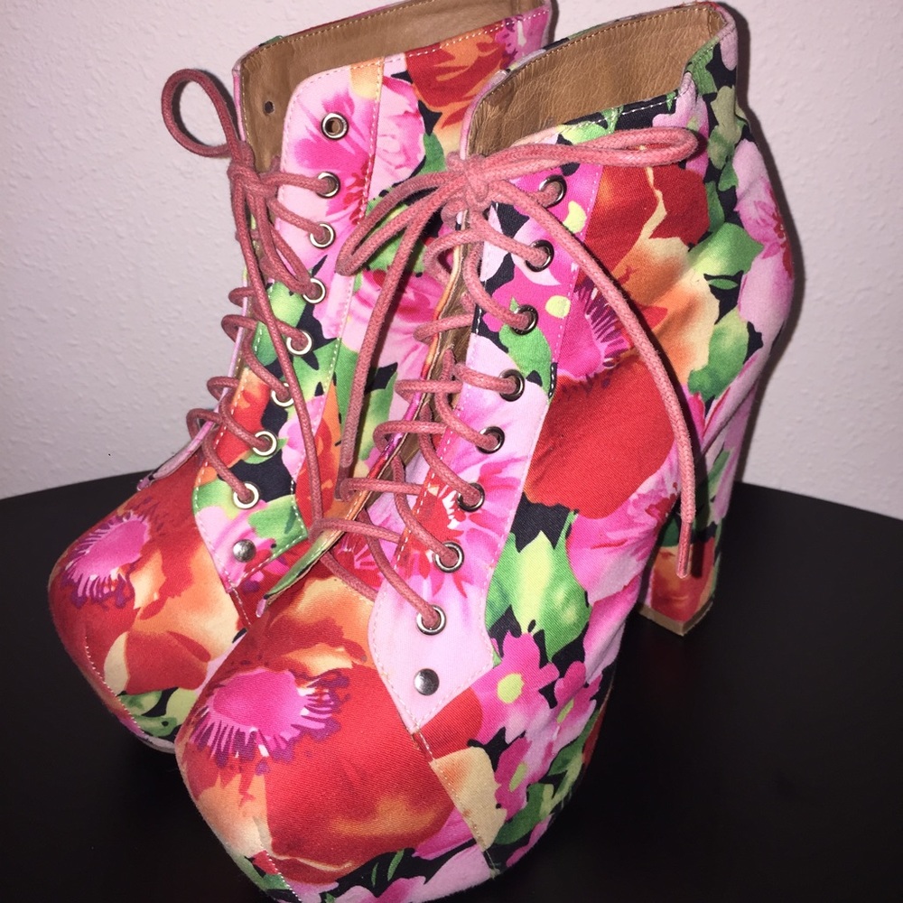 Jeffrey Campbell "Lita"