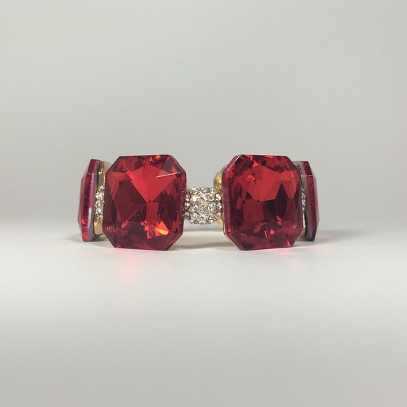 ✂️Lincoln Bracelet - Gold w/ Red & Clear Crystals - Picture 2 of 3