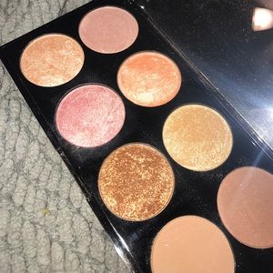 Makeup Revolution Highlighter Palette