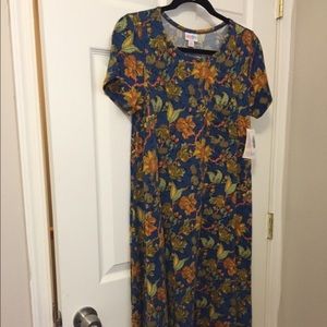 BNWT LuLaRoe Carly dress size XS floral