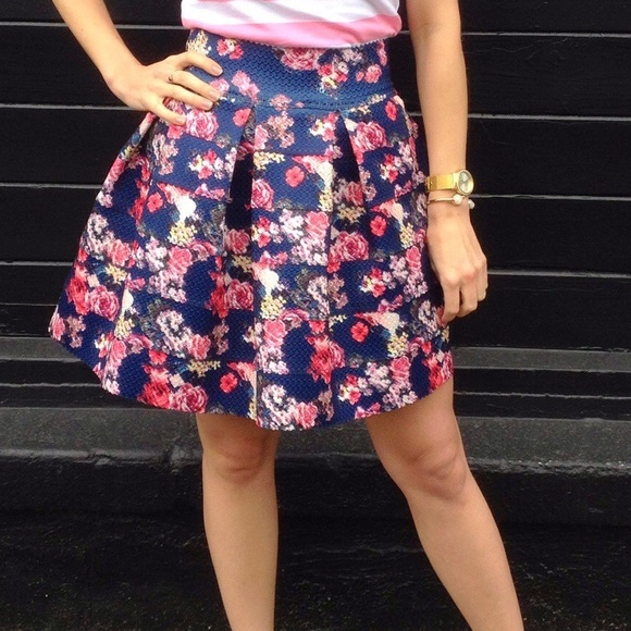 Xhilaration Dresses & Skirts - Floral A-line skirt