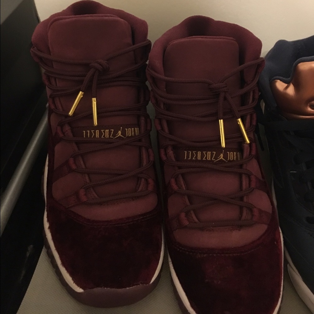 Velvet 11s