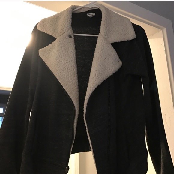 Jacket - Picture 4 of 4