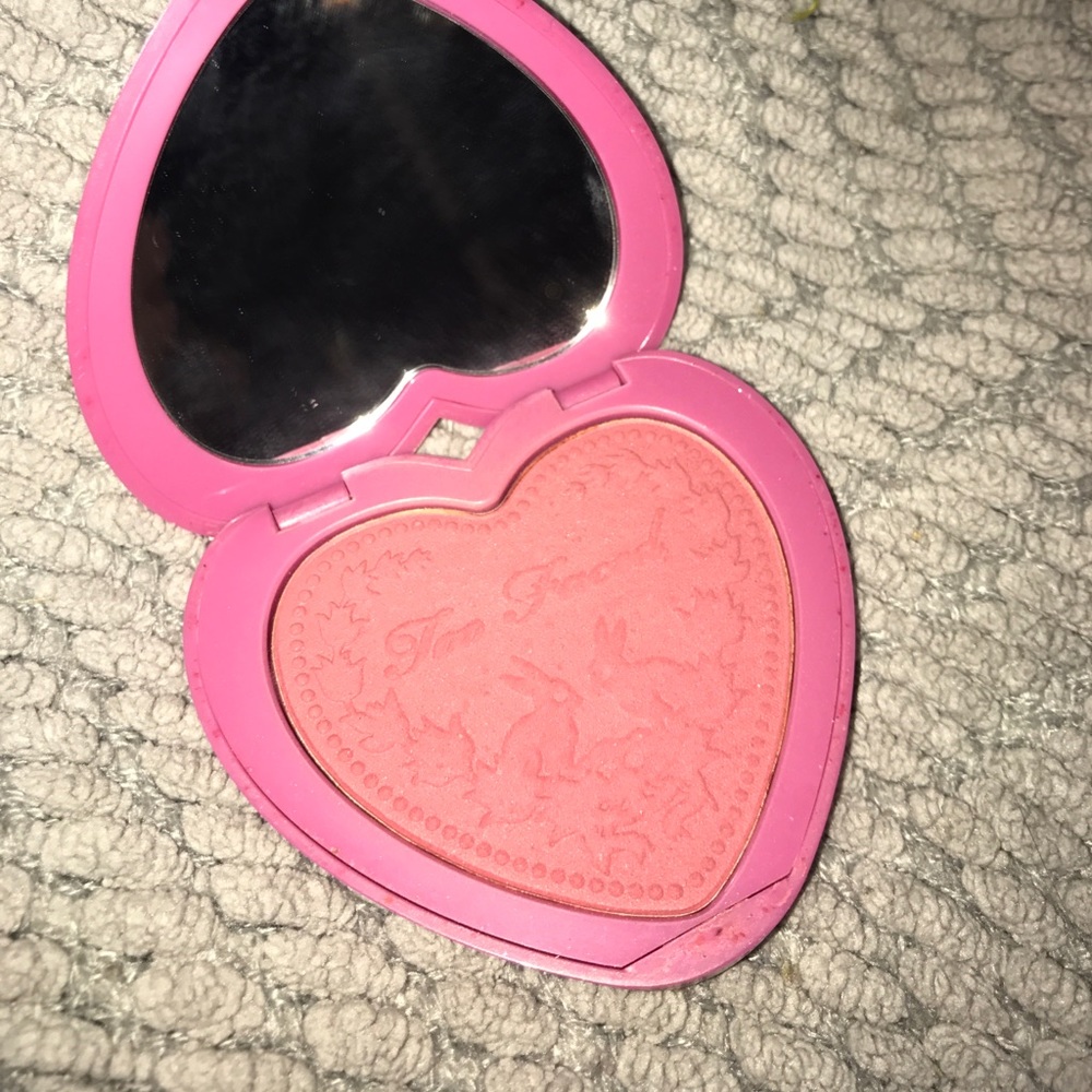 Too faced love flush blush