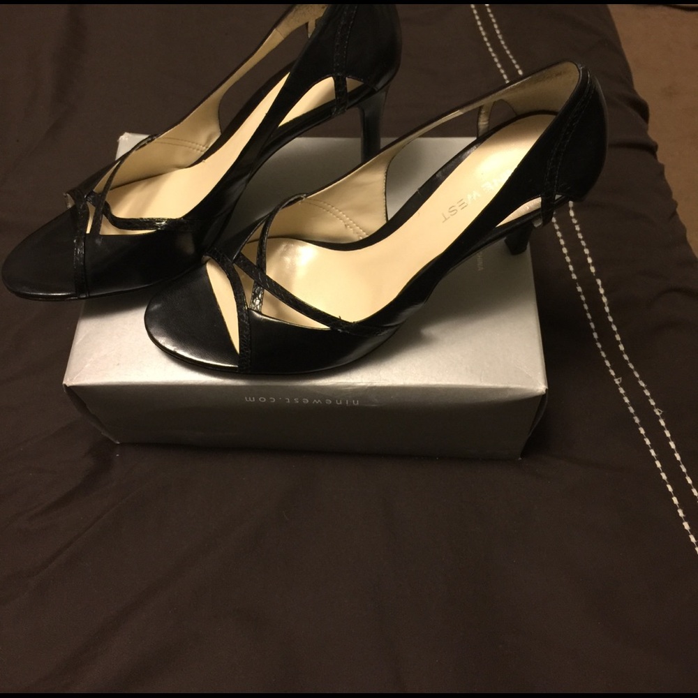Black Nine West heels