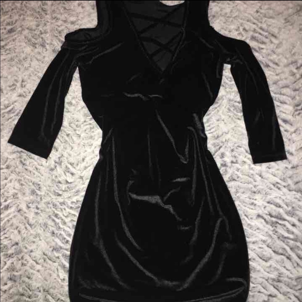 Blk velvet dress!