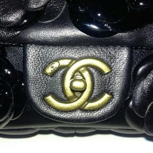 **PRICE REDUCED**Camellia quilted bag