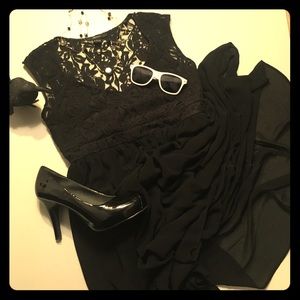 🔥ALL MUST GO🔥 High-Low lace top cap sleeve dress