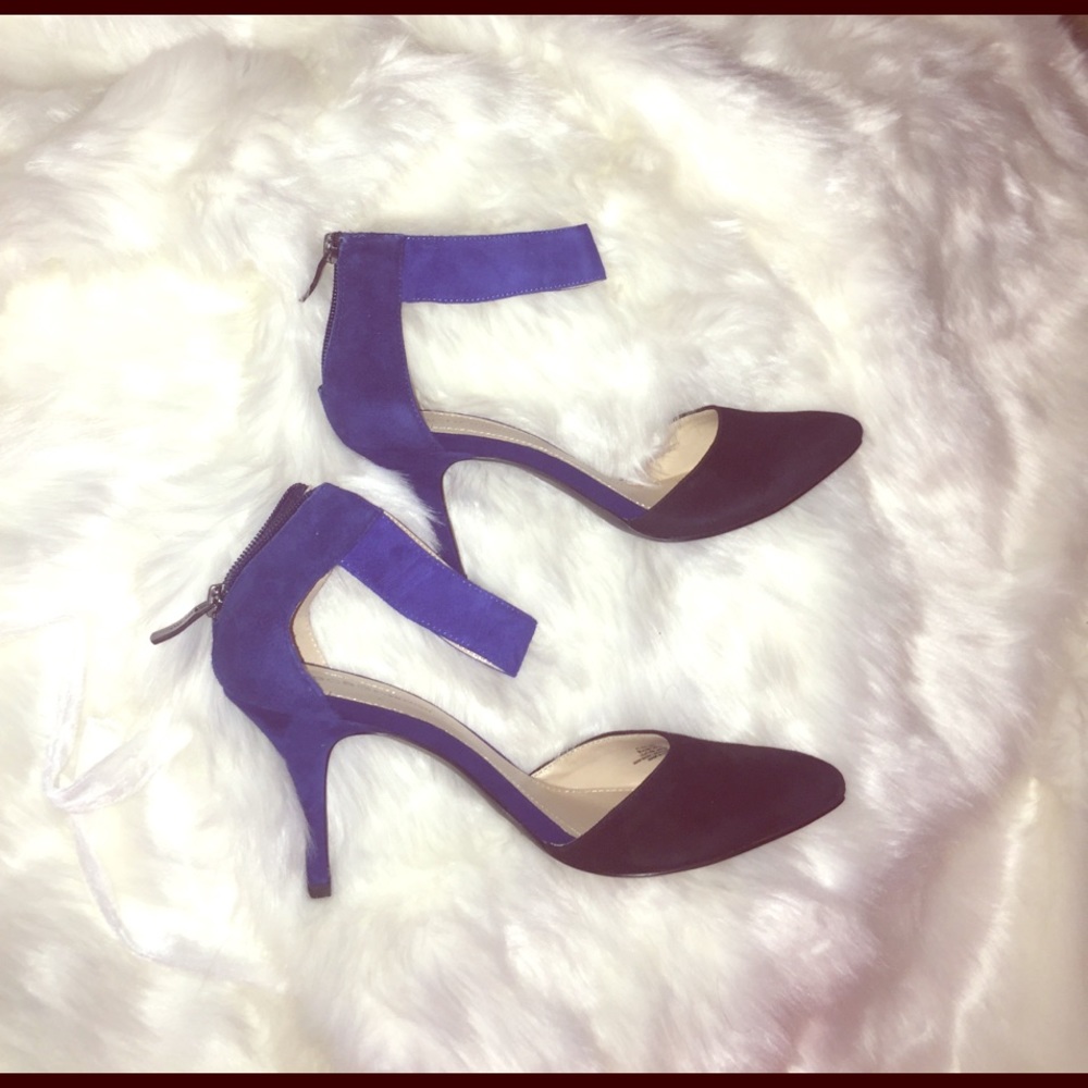 BCBGeneration two toned heels