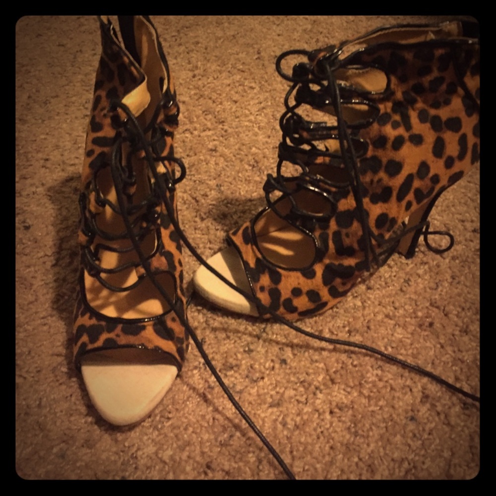 🚫SOLD🚫 Cheetah heels