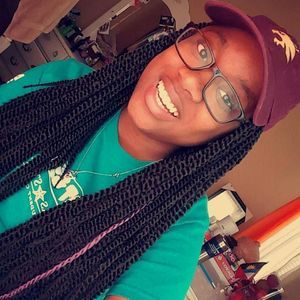 Meet your Posher, Monica