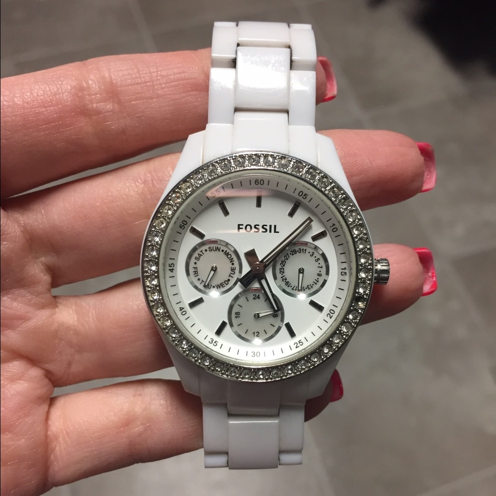White womens fossil watch