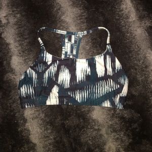 Non-padded sports bra