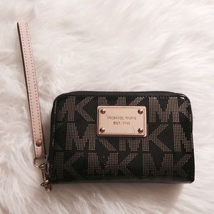MICHAEL KORS WALLET/WRISTLET