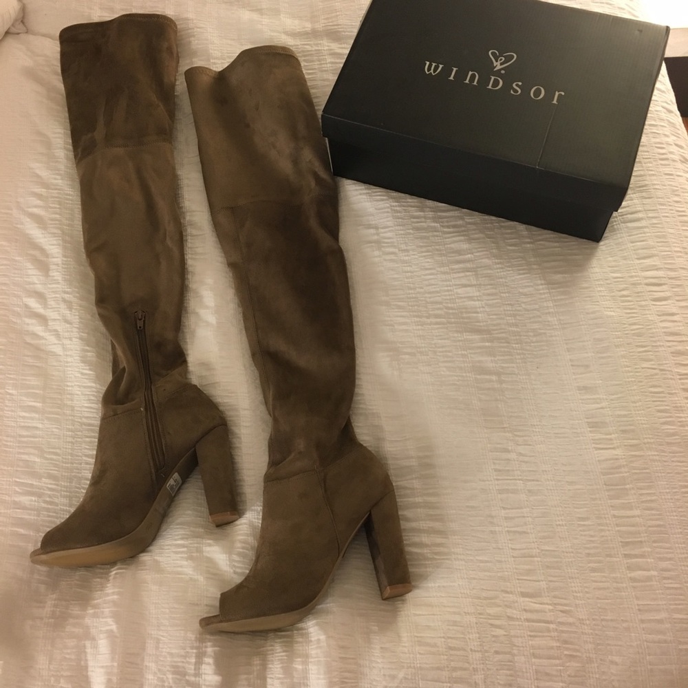 Peep toe over the knee boots!